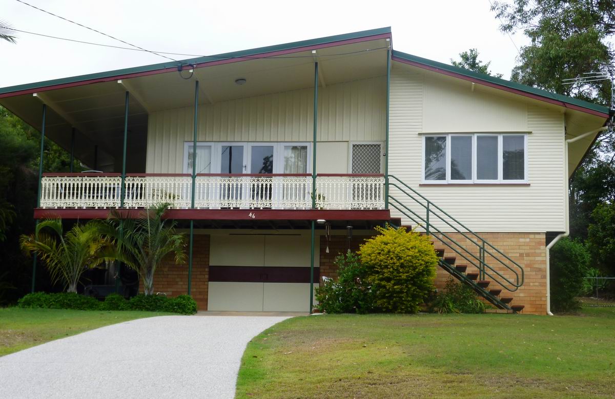 A recently repainted Brisbane Queenslander